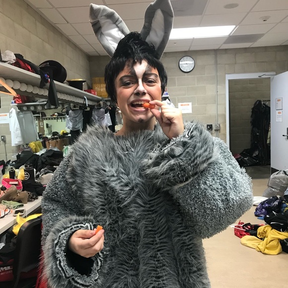 Welcome to My Closet! - Picture 3 of 6